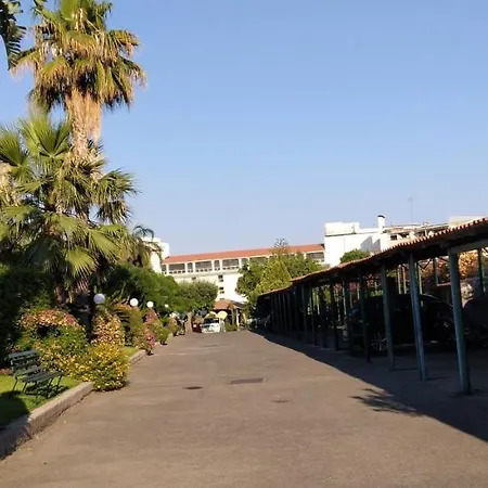 Sunshine Giardini Naxos